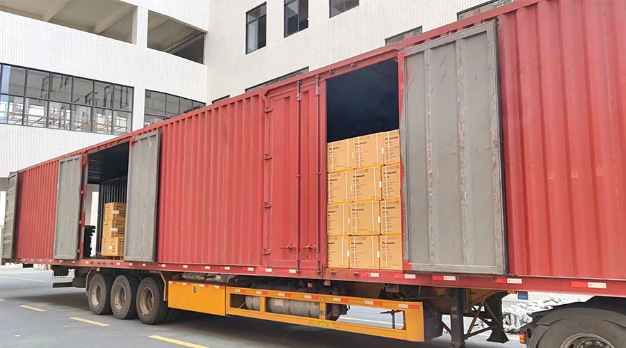 使命必達！高效完成國內(nèi)知名品牌客戶迷你洗衣機裝柜發(fā)貨